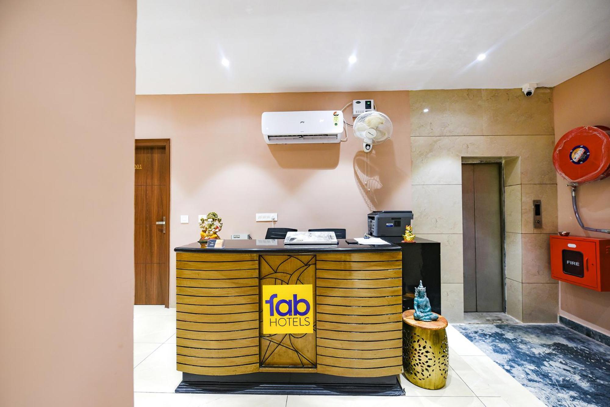 Fabhotel Supreme Suites Лудхиана Экстерьер фото